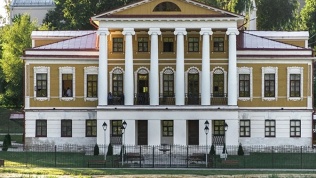 Проживание с завтраками или без на базе «Усадьба Мосоловых»