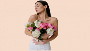 Букеты роз, тюльпанов, пионов, гортензий