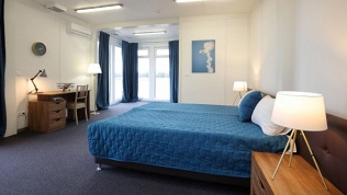 Проживание в авиадеревне «Михеево Старт»