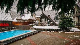 Отдых в Красной Поляне с посещением бассейна в гостевом доме «Неотель»