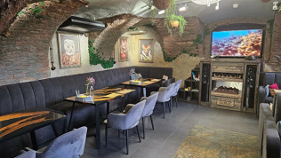 Меню кухни и напитки в баре «Skots Pub Фонтанка11»