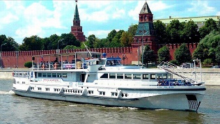 Прогулка на теплоходе