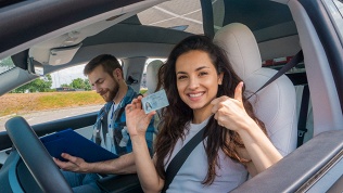 Экспресс-курс обучения вождению в автошколе «Лидер-Авто»