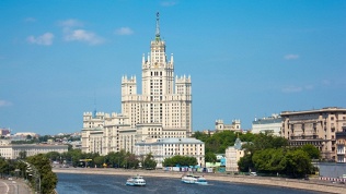 Прогулка на теплоходе до парка Зарядье по Москве-реке от СК «Речные линии»