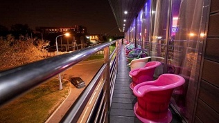 Кафе Square Bar