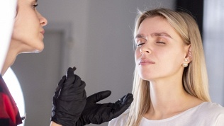 Оформление бровей, ресниц в студии красоты ProBrovi