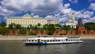 Прогулка на теплоходе