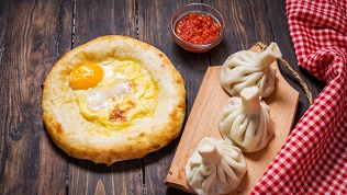 Меню и напитки в кафе «Сочи» за полцены