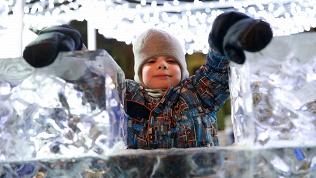 3 билета в ледяной городок «Хрустальная сказка»