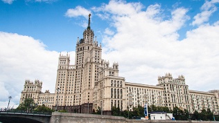 Билет на экскурсию «Высотка на Котельнической» от проекта «Крыши и Выше»