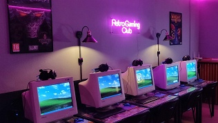 Безлимитное посещение игрового клуба Retro Gaming Club