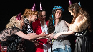 Билет на спектакль «Девичник» в театре «Точка Ру»