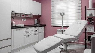 Чистка, пилинг или массаж лица в студии «Ю-Beauty»