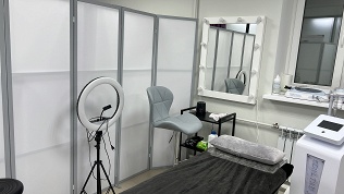 Чистка, пилинг или процедура «Вспышка красоты» в студии Top Laser Pro