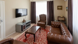 Проживание с экскурсиями в тематическом отеле «Союз»