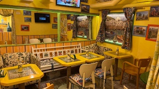 Всё меню и напитки в сицилийском стритфуд-баре «Аранчини-Апельсини»