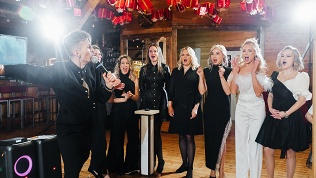 Игры в студии или на выезде от компании Good Night Show