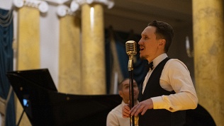 Билет на концерт «Музыка Фрэнка Синатры при свечах» от компании Mio Music