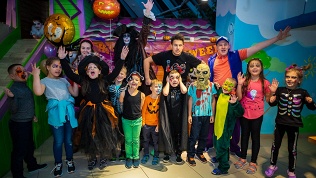 Участие в празднике «Хеллоуин. Сумрачный замок» в центре «Солнечный город»