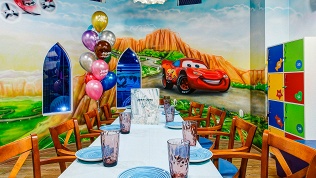 Праздник в ТРЦ «Июнь» в парке развлечений Joki Joya