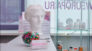 Чистки, пилинги и процедуры лазерного омоложения от клиники «Новая Европа»