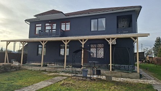 Аренда коттеджа или деревянного домика с русской банeй в Levkovo Village