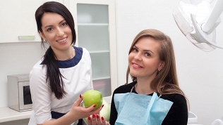 Комплексная гигиена полости рта в клинике «Очарование»