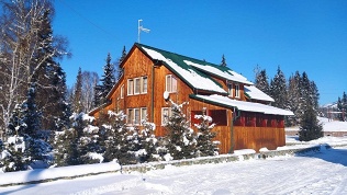 Отдых в Горном Алтае вблизи Катуни и горы Белухи в туркомплексе «Катанда»