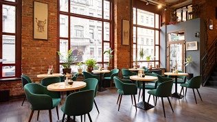 Всё меню кухни и напитки на Советской в двухэтажном ресторане Asia