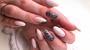 Маникюр и педикюр с покрытием гель-лаком в салоне «Красота внутри»