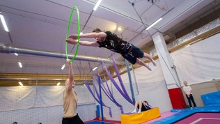 Свободное посещение батутно-акробатического центра «Эндорфин GYM»