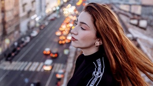 Билет на экскурсию по крышам, дворам и парадным от компании Turburo812