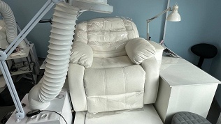 Наращивание ресниц и оформление бровей в студии красоты «Флай»