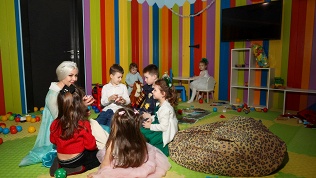 Встреча Нового года с праздничной программой в комплексе «Звездный»