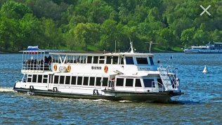 Прогулка на теплоходе «Флагман» от «Китай-города» до «Воробьевых гор»