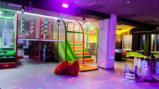 Новогодние программы, мероприятия в игровой комнате «Пряник»