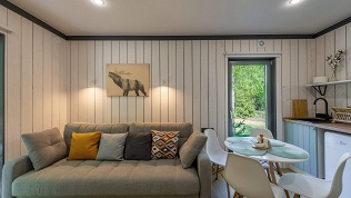 Отдых с караоке, прокатом велосипедов в глэмпинге «След Лося»