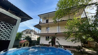 Отдых на берегу Черного моря с питанием в гостевом доме «Зеленая долина»