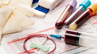 «Первая медицинская лаборатория»: обследование щитовидки или на гормоны