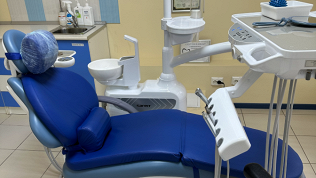 Ультразвуковая чистка зубов в стоматологической клинике «Спэро»