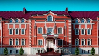 Отель «Эльбузд»
