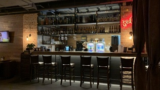 Всё меню и напитки в семейном ресторане Osco