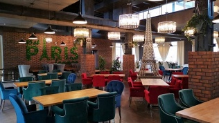 Ужин в кафе Paris Lounge