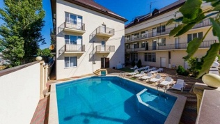 Проживание в Анапе на берегу Черного моря в гостинице «Белая Лилия»