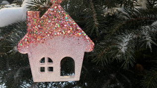 Семейный мастер-класс по созданию новогодних игрушек от Лалиты Туктаровой