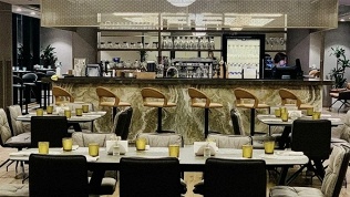 Всё меню и напитки в ресторане «Кристалл» за полцены