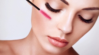 Ламинирование ресниц и оформление бровей от мастера Аксеновой Ксении