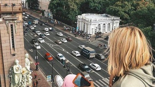 Экскурсия по крышам, дворам и парадным от компании «Крыши Питера»