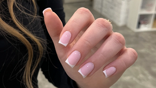 Маникюр и педикюр с покрытием гель-лаком от мастера Златы