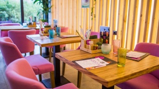 Corner Cafe & Kitchen